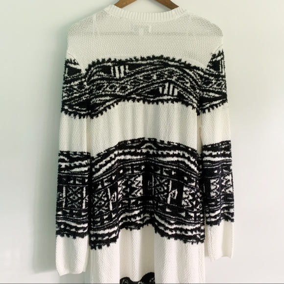 New Directions Aztec Open Front Cardigan Size Medium - Picture 7 of 8